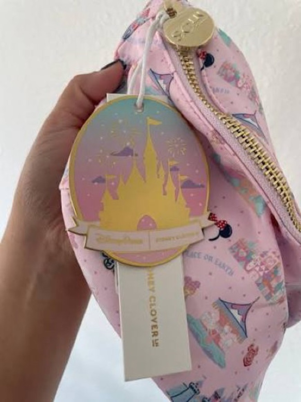 Disneyland parks fanny pack Stoney clover lane - Picture 2 of 2